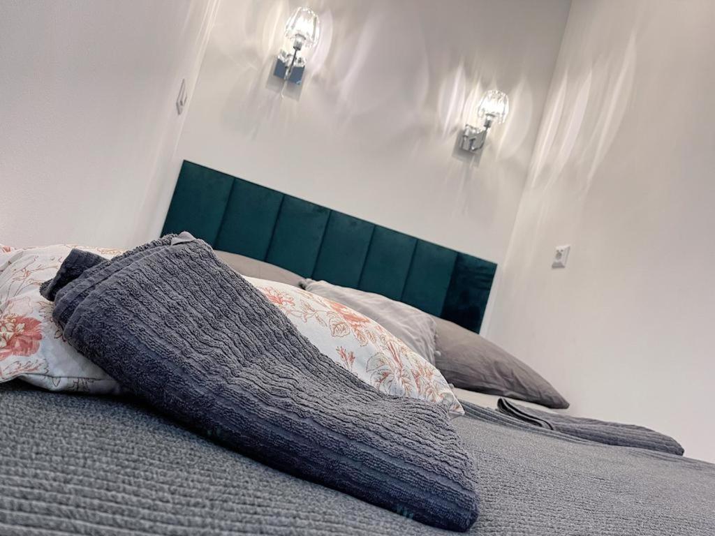 Ferienwohnung The M O D E R N C I T Y Spot Kattowitz Exterior foto