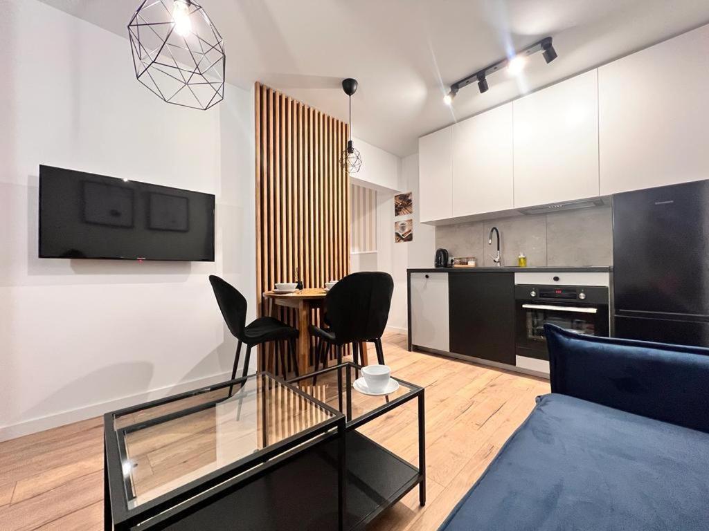 Ferienwohnung The M O D E R N C I T Y Spot Kattowitz Exterior foto