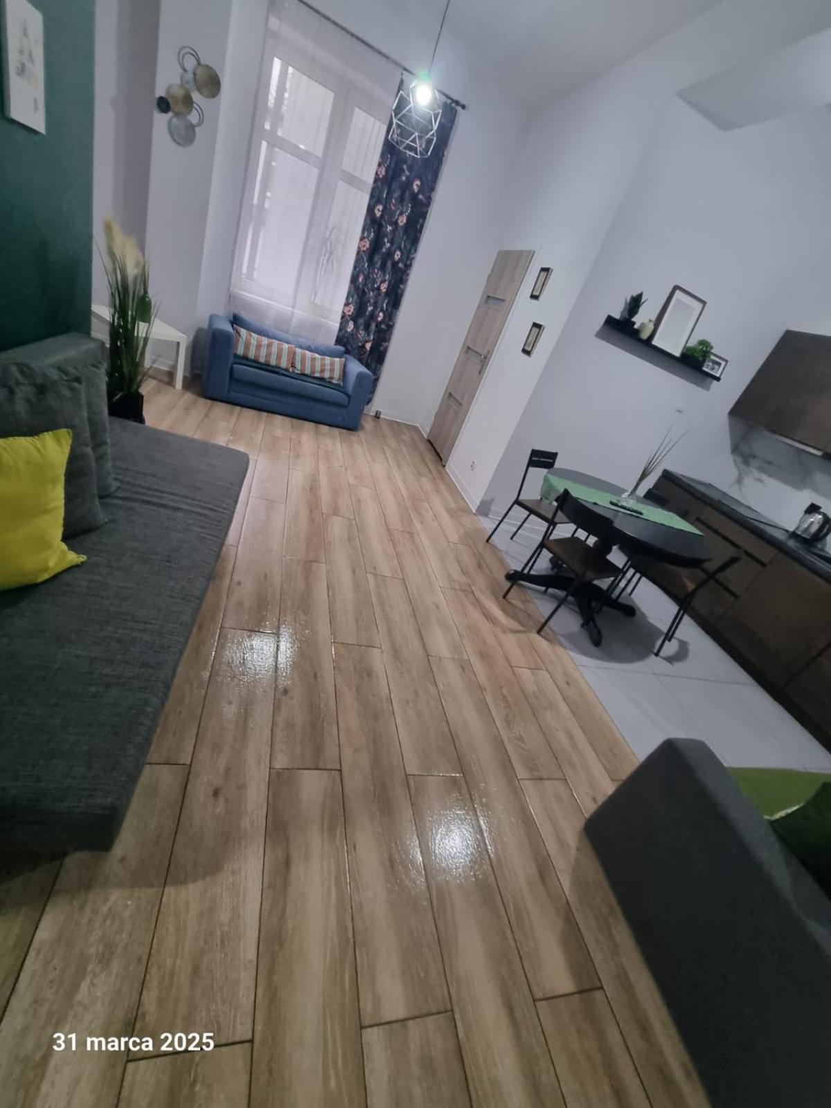 Ferienwohnung The M O D E R N C I T Y Spot Kattowitz Exterior foto
